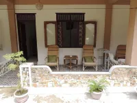Riverside Guesthouse and Treks