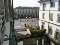 Piazza Vittorio Suites - خدمة نقل من وإلى المطار