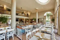 StayEasy Century City