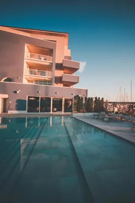 Mosella Suite Hotel Hotel in zona Bagni Perla