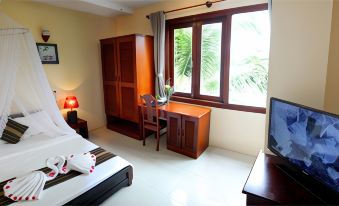 Blue Sea Waves Resort