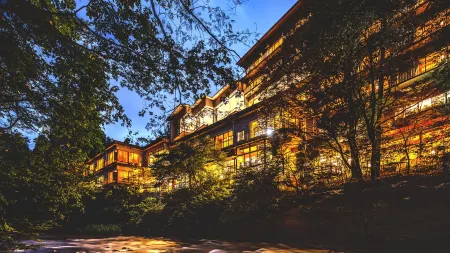 Shirasagiyu Tawaraya