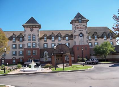 The Chateau Bloomington Hotel and Conference Center