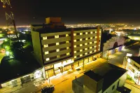 Megal Suites Hotel Hotels near Showroom VOLVO Parana Country Club