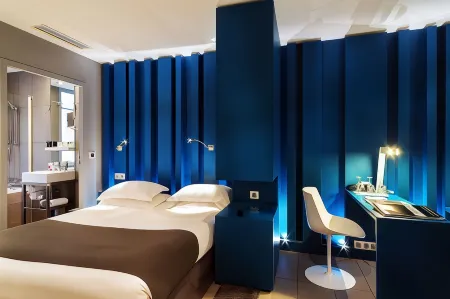 Hotel Arc de Triomphe Etoile