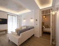 Palatina Concept Suites Hotels near Peinador de la Reina
