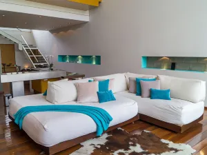 AcquaSanta Lofts Hotel