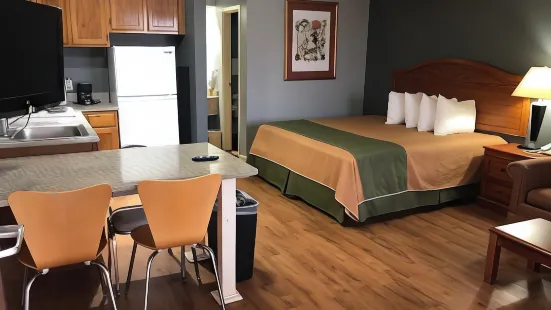 Americas Best Value Inn and Suites-Yukon-Oklahoma City