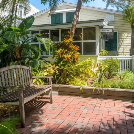 Ellas Cottages - Key West Historic Inns