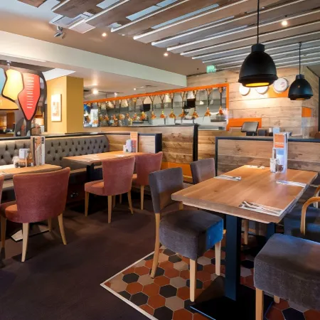 Premier Inn Maidstone (Allington) Отели рядом с достопримечательностью «Бренчли Гарденс»