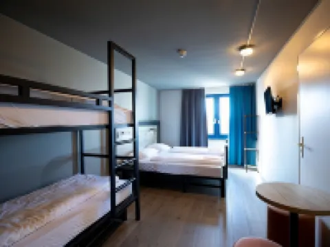 เอแอนด์โอ รอตเทนดัมซิตี้ โรงแรมในรอตเตอร์ดัม