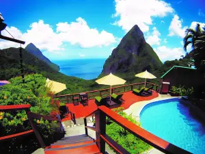 Ladera Resort