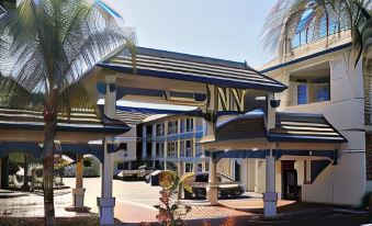 Simply Home Inn & Suites - Riverside