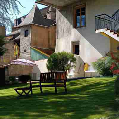 AMBROISE - Hôtel & Restaurant Hotel Exterior