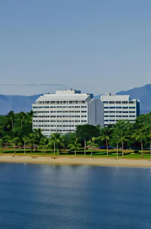 Cairns Harbourside Hotel