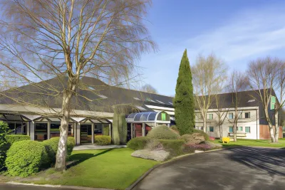 Ibis Styles Lisieux Normandie Hotels in Fauguernon