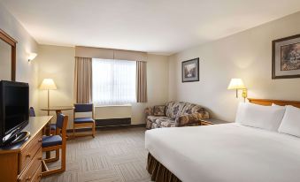 Days Inn by Wyndham Hinton