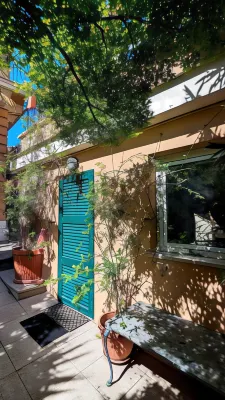 Cosy 1-Bed Studio Apartment in Roma Hoteller i Parioli