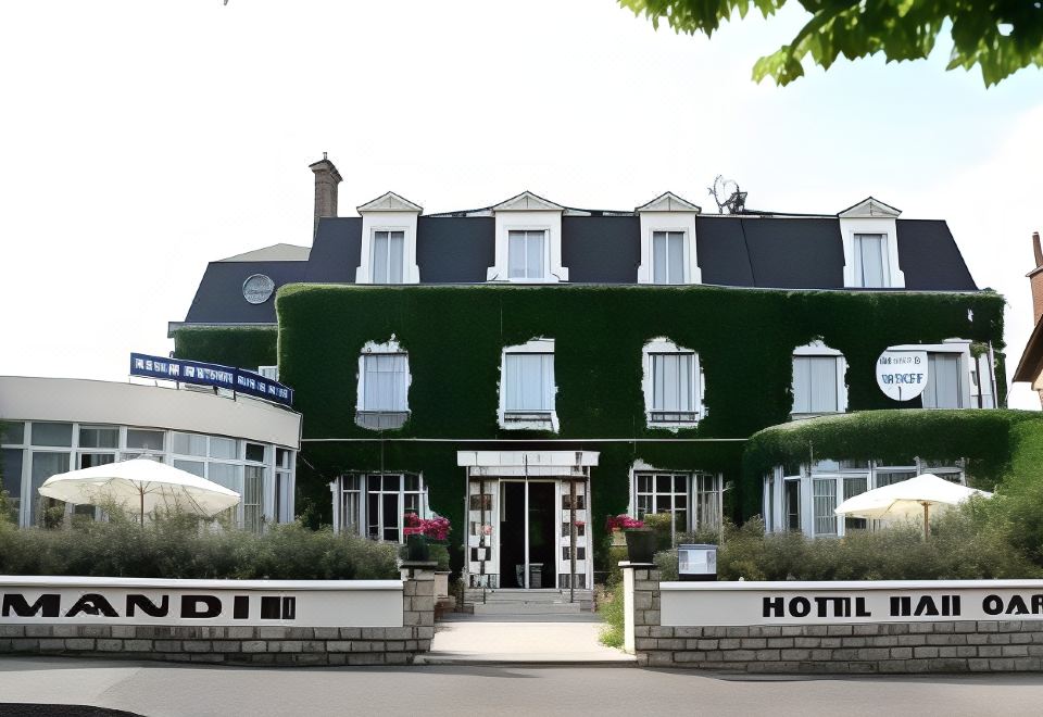 hotel overview picture