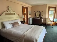 Meredith Inn