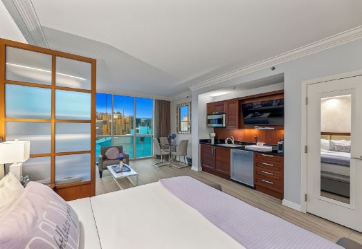 Lucky Gem Penthouse Suites at Signature, Las Vegas (Prices & Reviews ...