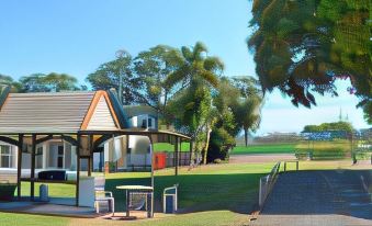Beerwah Glasshouse Motel