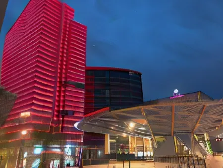 Royal Hotel