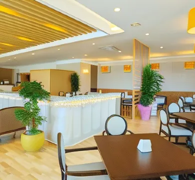 Fontana Beach Hotel
