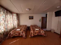 Hostal Aziri Puno  호텔