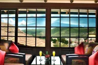 アマル コロニアル