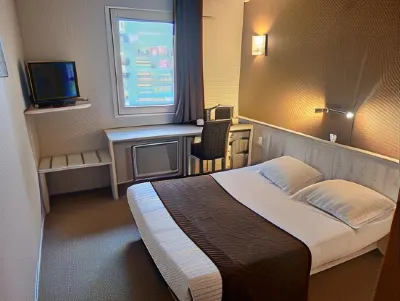 Hotel du Moulin à Vent - Gerland Các khách sạn ở Pierre-Benite