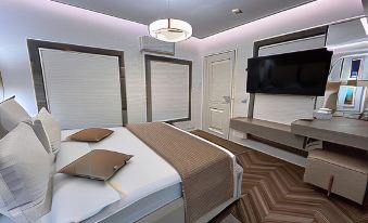 Monarc Boutique ApartHotel - Self Check-IN