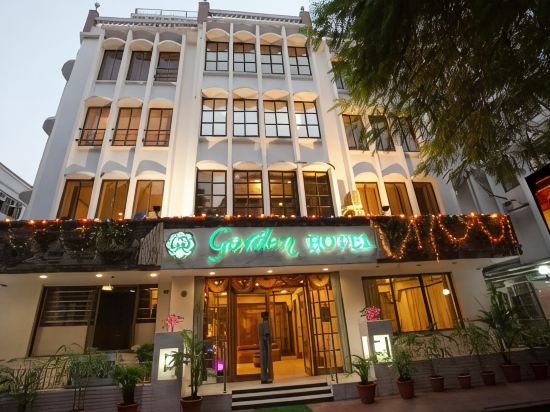 Garden Hotel
