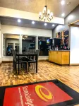 Econo Lodge Inn & Suites - 2-Star