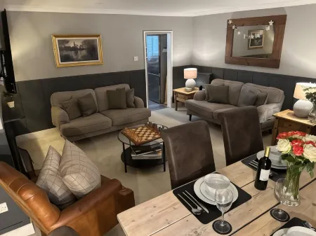 Meadow Cottage Отели в г. Беркомб Витхаут