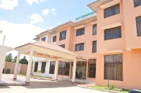 Luwa Evergreen Hotel