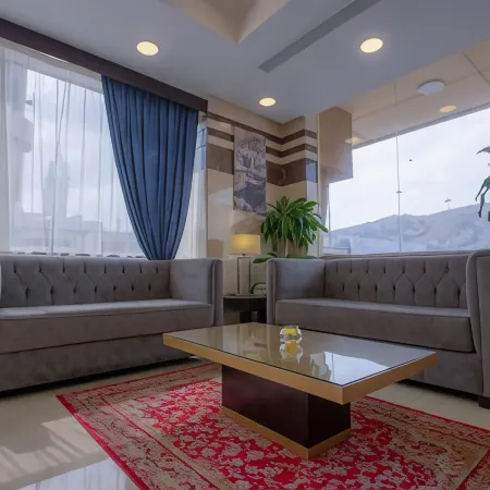 Manarat Ghaza Hotel Отели рядом с достопримечательностью «Мечеть E Taneem»