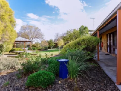 リバー カントリー イン モアマのホテル