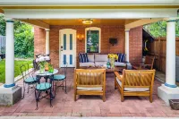 Pet-Friendly! Stunning Home — Steps to Downtown, CU & Hiking Trails.