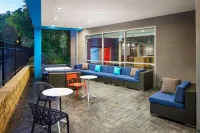 Tru by Hilton Atlanta Northlake Parkway