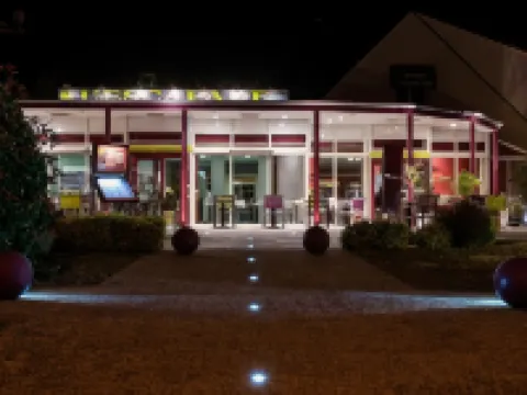 Logis Hotel Restaurant l'Escapade Hotels in Indre