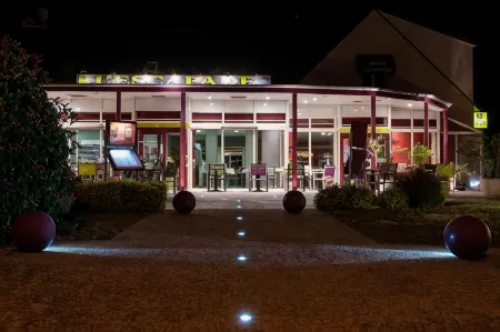 Logis Hotel Restaurant l'Escapade Отели в г. Эндр