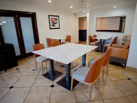 Ramada by Wyndham Coeur d'Alene