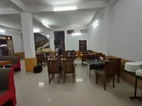 Shree Ram Hotel - breakfast