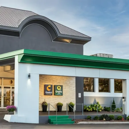 Quality Inn & Conference Centre Kingston Central