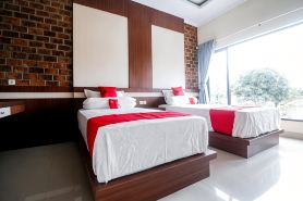 RedDoorz Plus Near Kualanamu Airport
