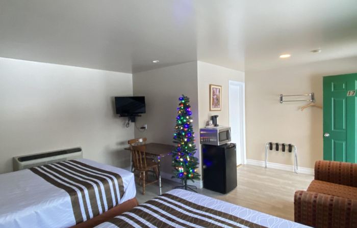 Silver Maple Motel
