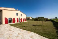 Cascina Canova B&B Hôtels à : San Giuliano Terme
