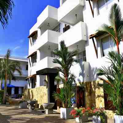 St.Lachlan Hotel & Suites Hotel Exterior