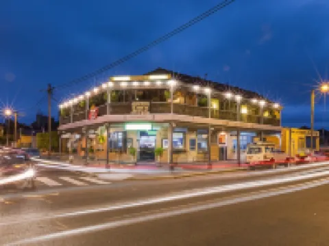 Hamilton Executive Apartments Hotels in Hamilton